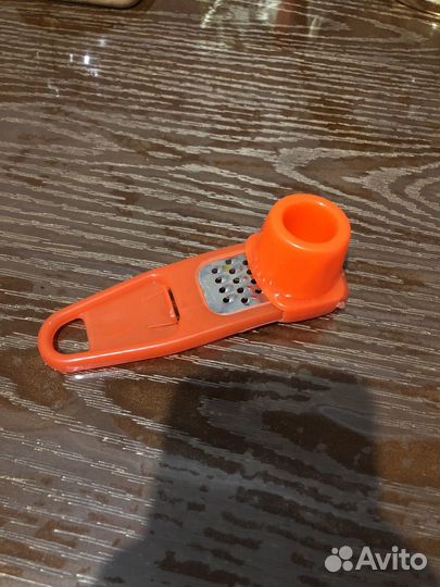 Маленькая тёрка для чеснока