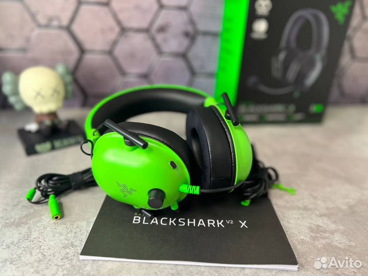 Razer blackshark v2 зеленые наушники