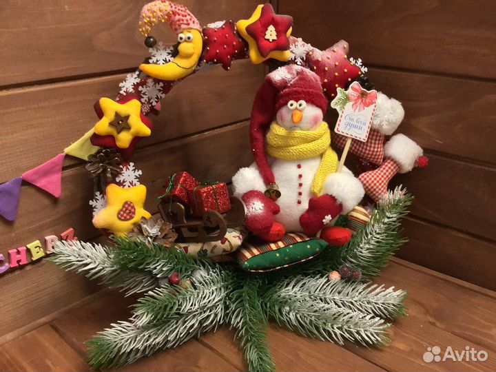 Интерьерный новогодний венок