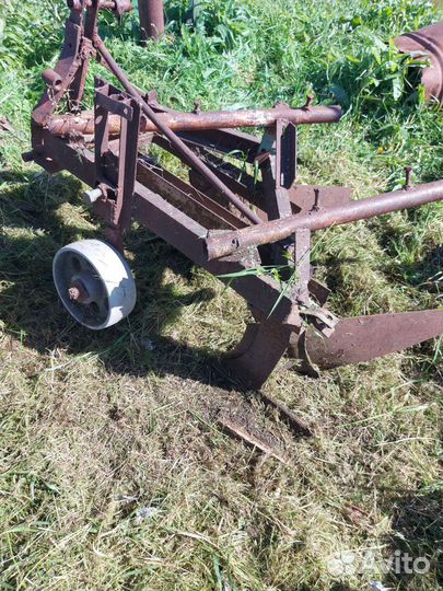 Плуг 2 х корпусной