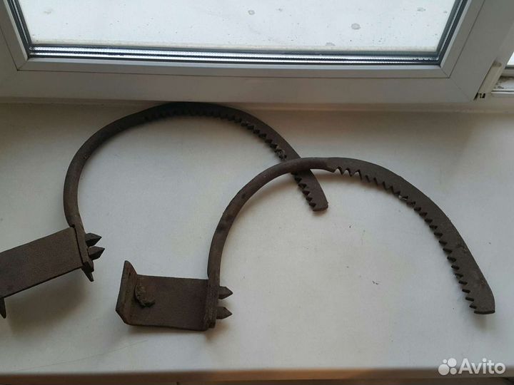 Кошка для лаза по деревьям ретро