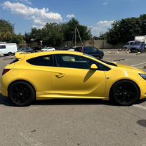 Opel Astra OPC 2.0 MT, 2013, 108 000 км, с пробегом, цена 1 304 000 руб.