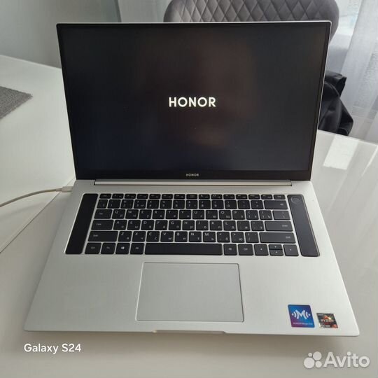 Honor MagicBook Pro 16.1