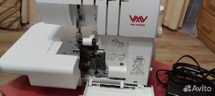 Швейная машина Pfaff