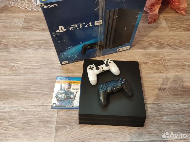 Sony playstation 4 PS4 pro 1tb с играми