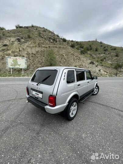 LADA 4x4 (Нива) 1.7 МТ, 2017, 112 000 км