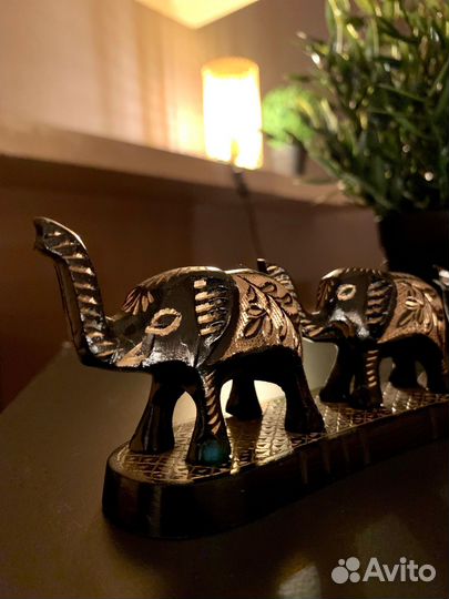 Статуэтка 5 слонов