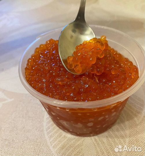 Красная икра горбуши и кеты