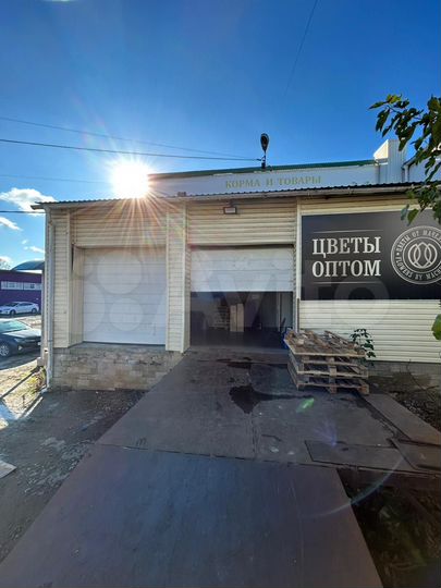 Склад, 676 м²