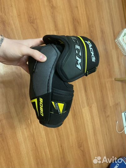 Налокотники хоккейные ccm super tacks 9080