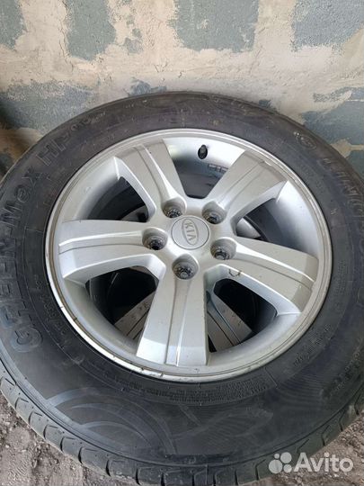 Green Diamond Icelander 215/65 R16