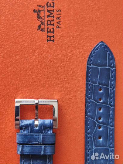 Ремень и застёжка Hermes в коробке