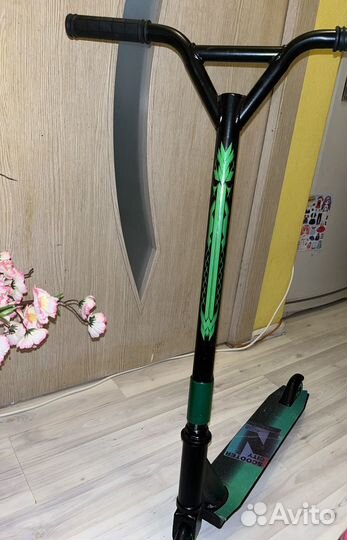 Трюковой Самокат новый