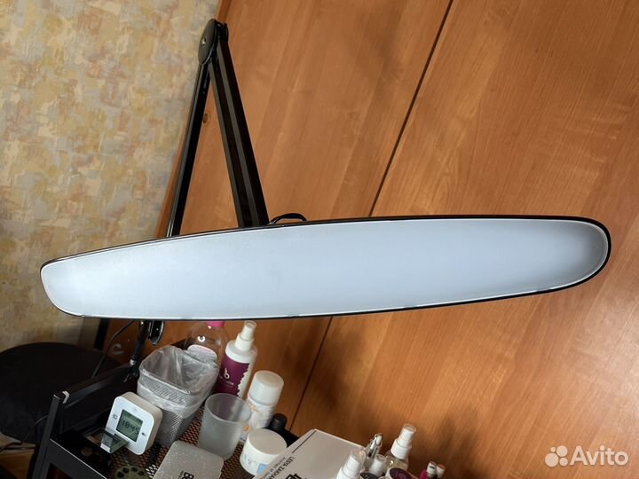 Бестеневая светодиодная лампа мастера черная