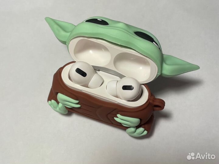 Чехол малыш Йода на Airpods Pro (2)