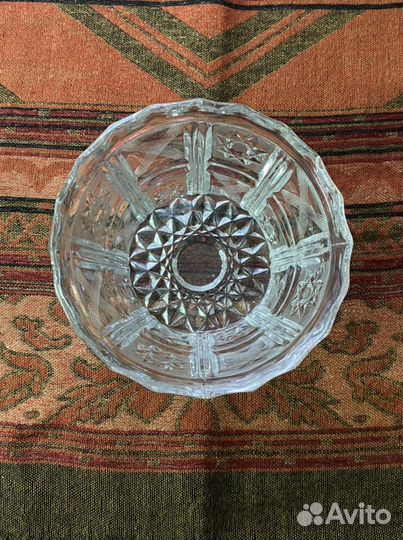 Хрустальная ваза