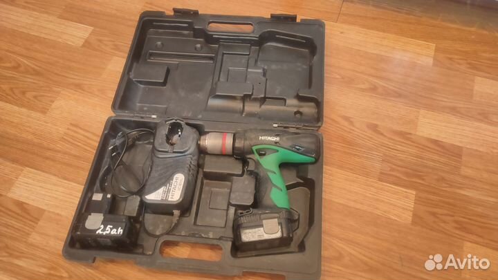 Аккумуляторная дрель шуруповерт Hitachi ds14dsl