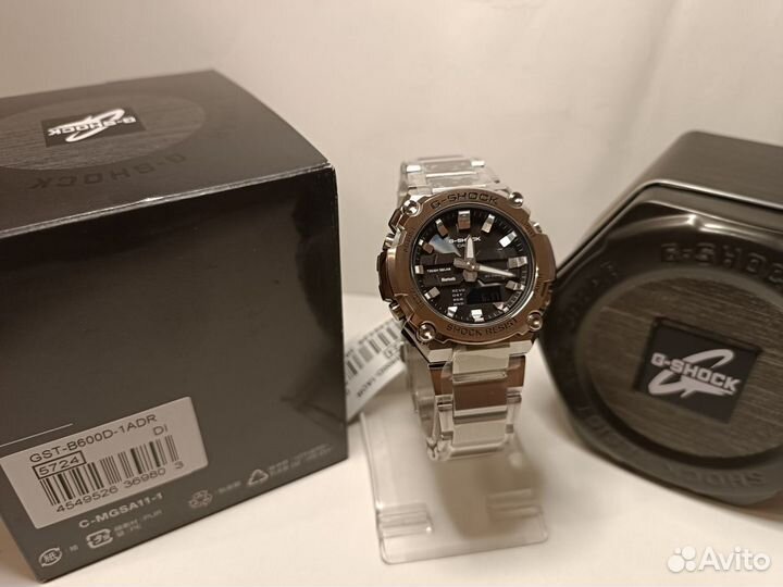 Casio G-Shock GST-B600D-1A на не крупное запястье