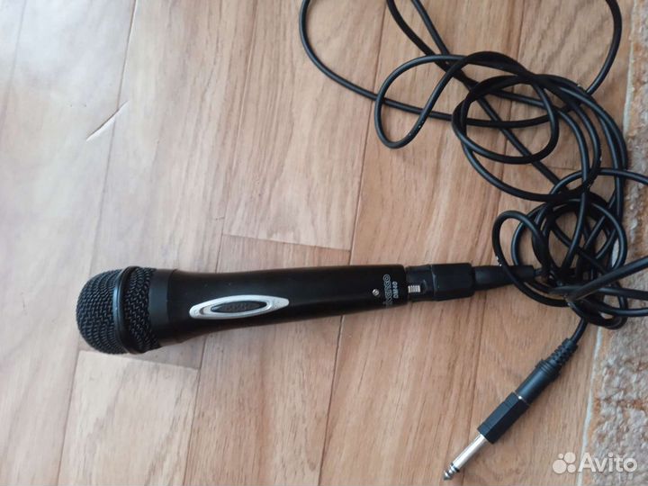 Караоке микрофон