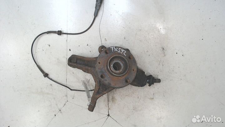 Ступица (кулак, цапфа) правая передняя Peugeot 308