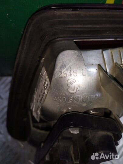 Фонарь в крышку багажника правый Saab 9-3 седан