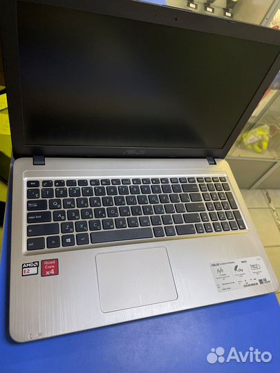 Ноутбук Asus R540Y