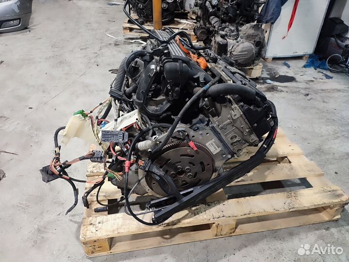 Двигатель BMW 525i E60 2.5 л 190-218 лс N52B25