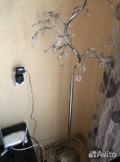 Светодиодный светильник напольный и настольный