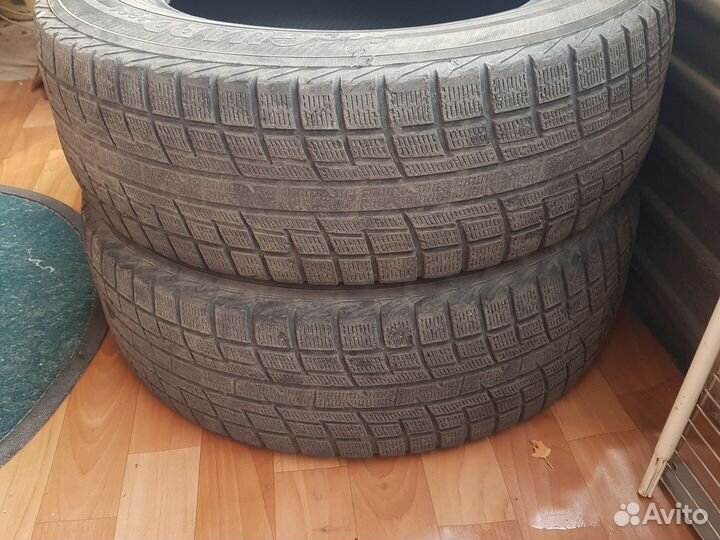 Yokohama Ice Guard IG30 215/65 R16