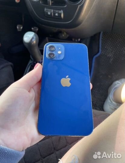 iPhone 12, 64 ГБ