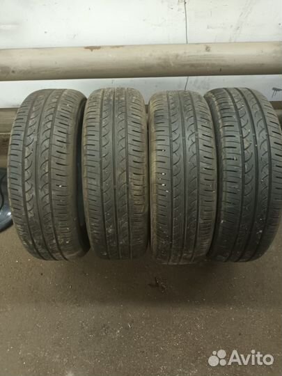 Продам резину yokohama BluEarth 195/65 R15 91T