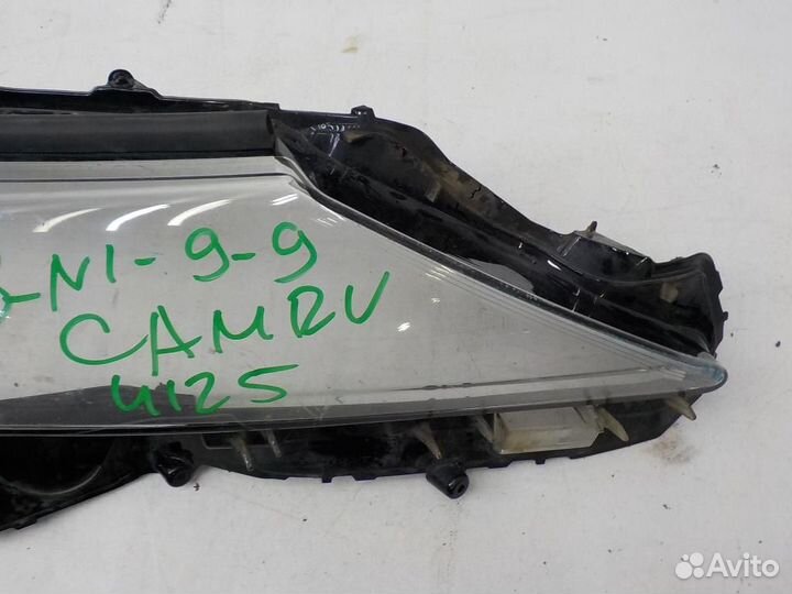 Фара правая Toyota Camry