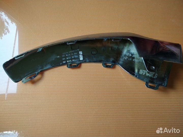 Накладка на передний бампер Mersedes-benz хром ори