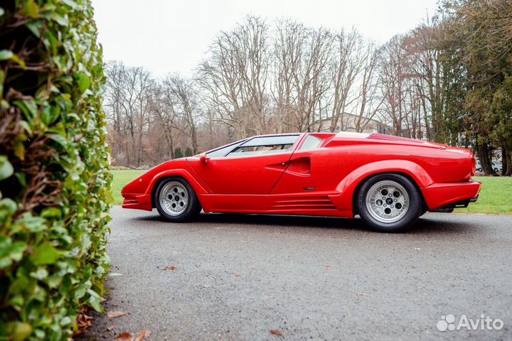 Lamborghini Countach, 1990