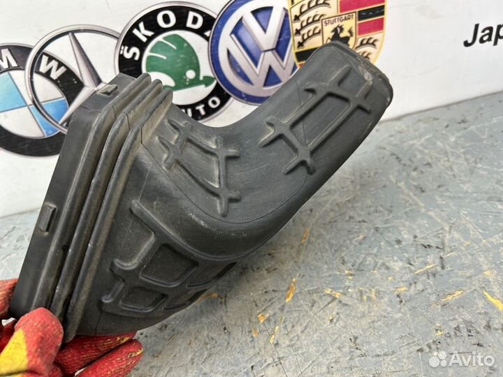 Воздуховод Audi A4 B8 cdnc 2010