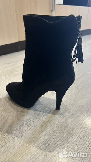 Полусапожки женские 38р