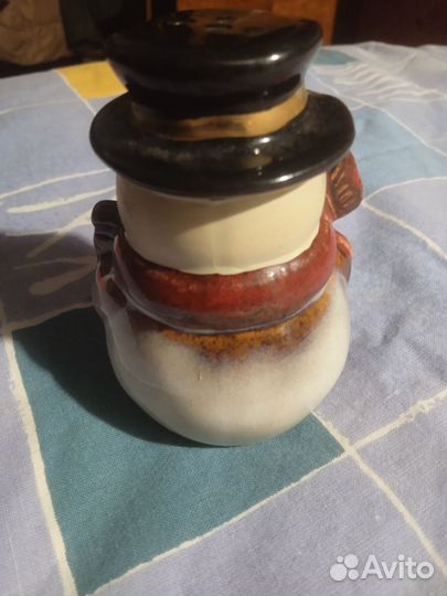 Солонка (перечница ) Фарфоровый снеговик