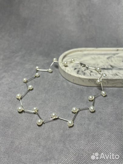 Колье из жемчужных бусин