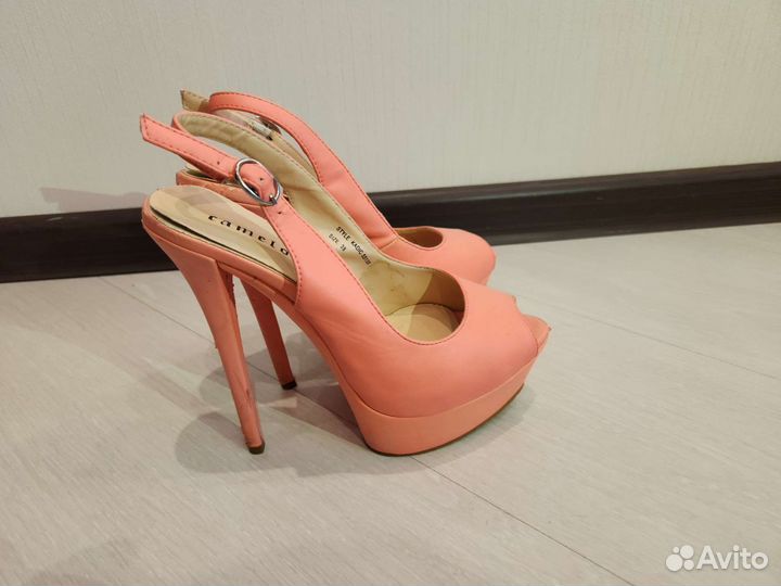Босоножки женские 38 размер