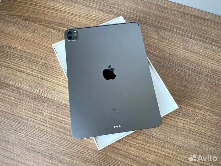 iPad Pro 11 2020 M1 128Gb/Wi-Fi идеальный