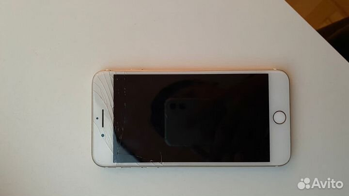 Телефон iPhone 7 plus
