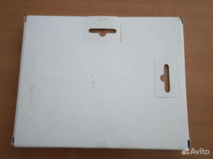 Настенная тарелка