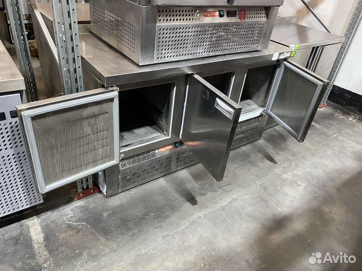 Морозильный стол