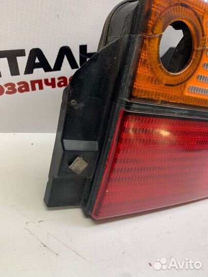Фонарь правый Volkswagen Vento седан 1.8 AAM 1992