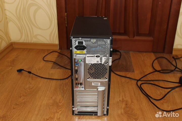 Комп в сборе:intel i3 7100 3.9Гц/500Гб/22 дюйма FH