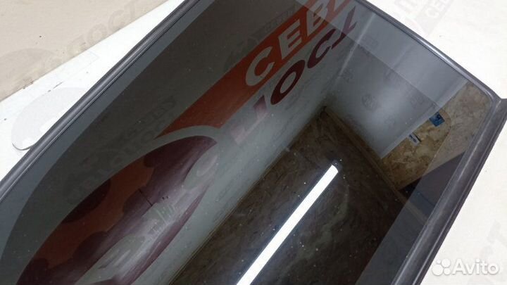 Форточка кузова задняя правая Toyota Caldina ST190