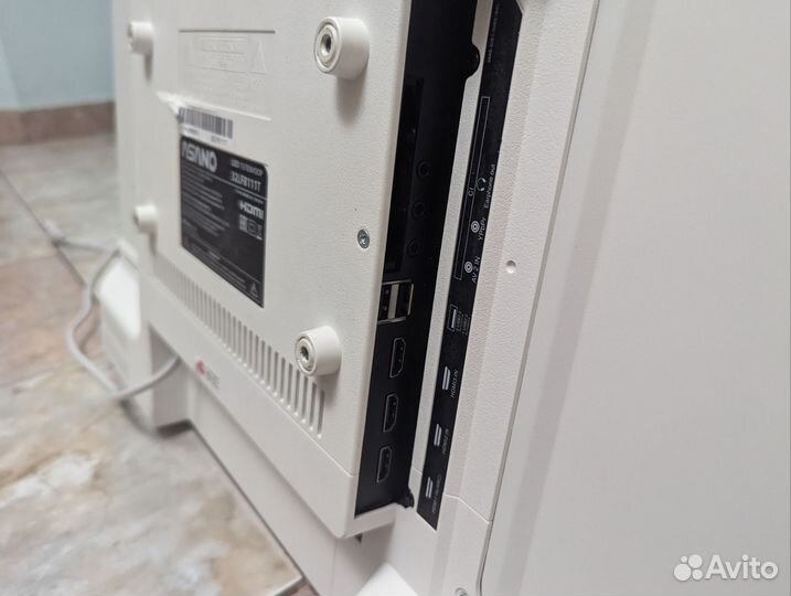 Телевизор LED Asano 32LF8111T белый