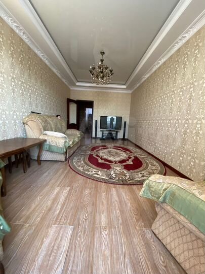 2-к. квартира, 90 м², 5/7 эт.