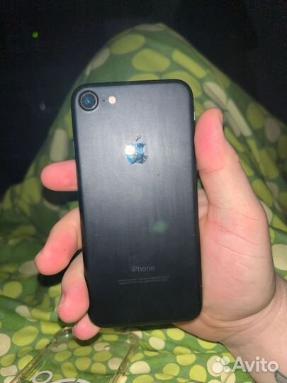 iPhone 7, 32 ГБ