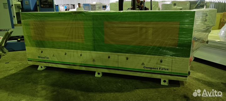 Кромкооблицовочный станок WoodTec Compact F Plus